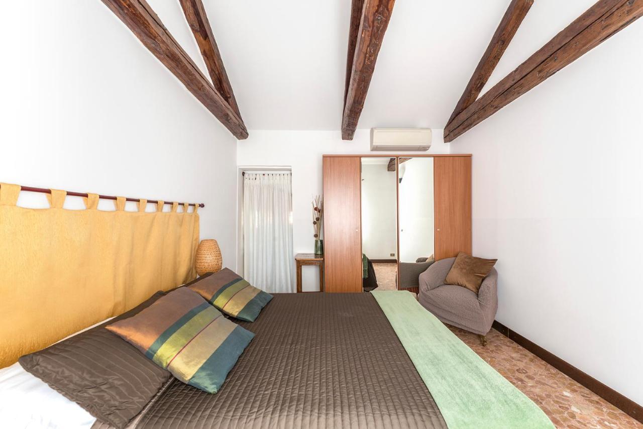 Colombina Like At Home 3 Bedrooms Fully Equipped Air Conditioned Venice Luaran gambar